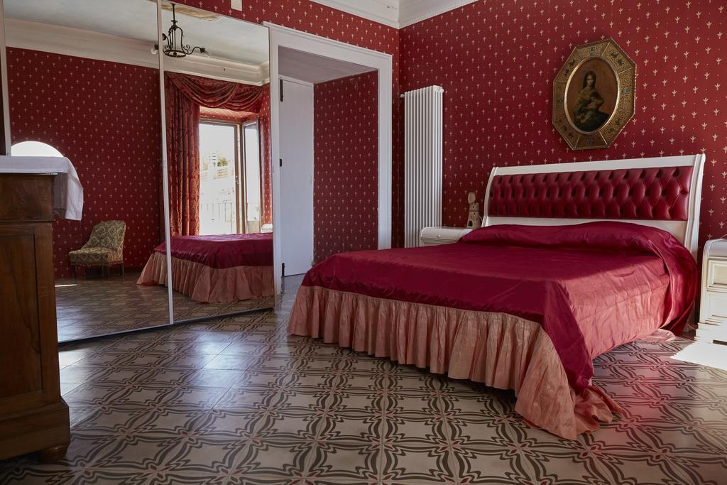 B&B Palazzo Della Torre Пескичи Экстерьер фото